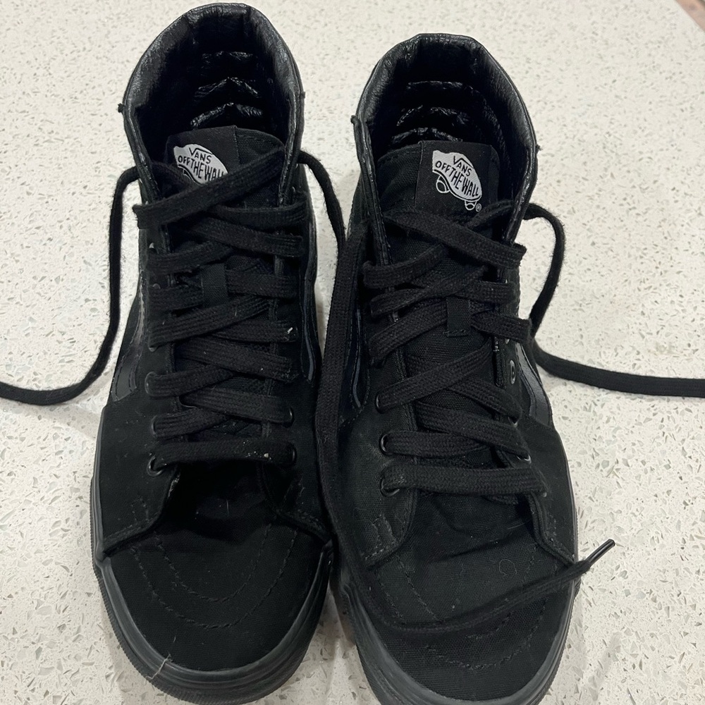 Vans High tops. Black Size 7 1/2